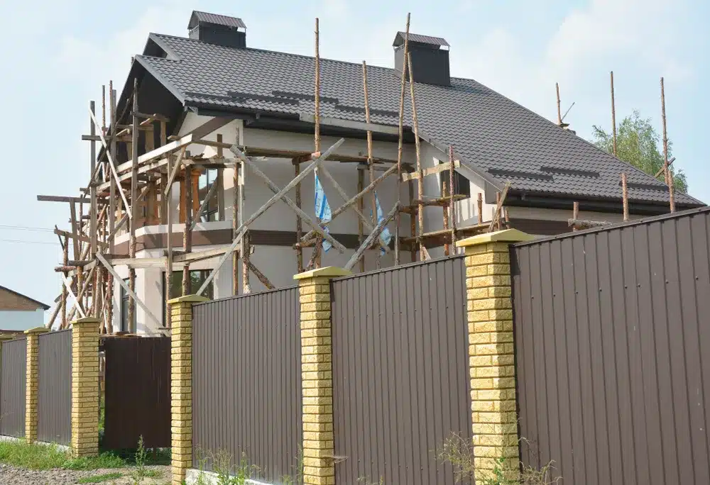 L’assurance dommages-ouvrage en Bourgogne-Franche-Comté : tout savoir pour sécuriser vos chantiers