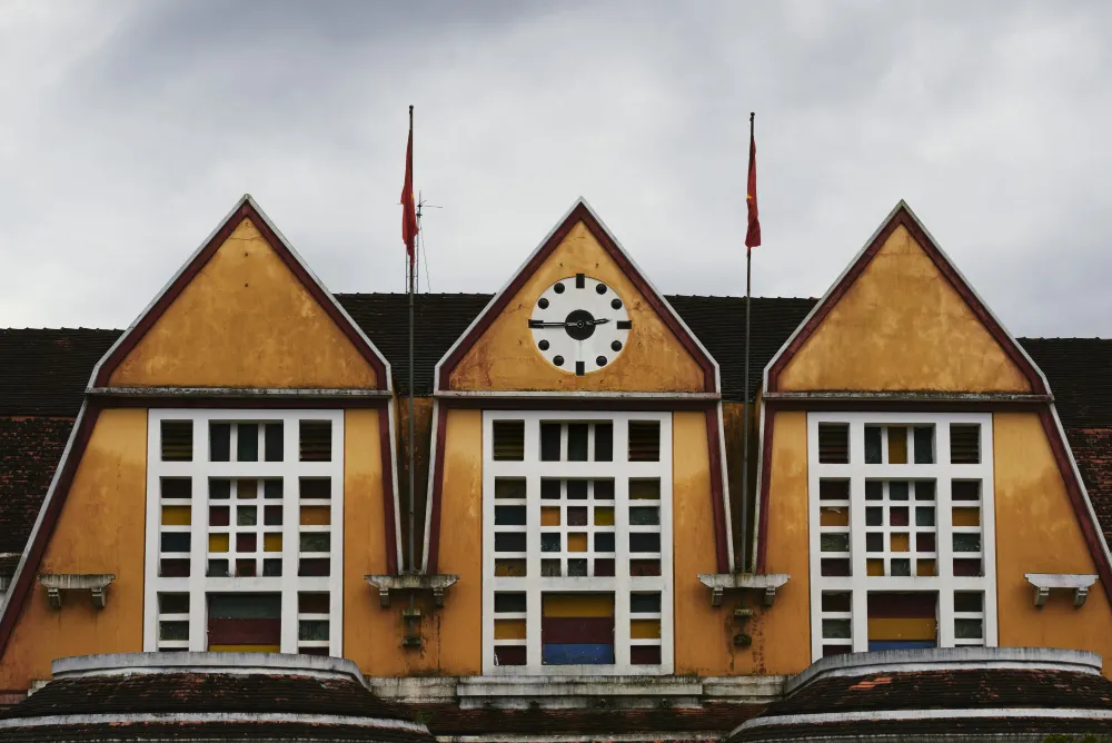 Choisir une maison traditionnelle bfc : caractéristiques et prix à la loupe